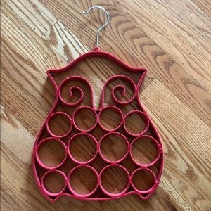 Owl Shaped Belt and Scarves Organizer
